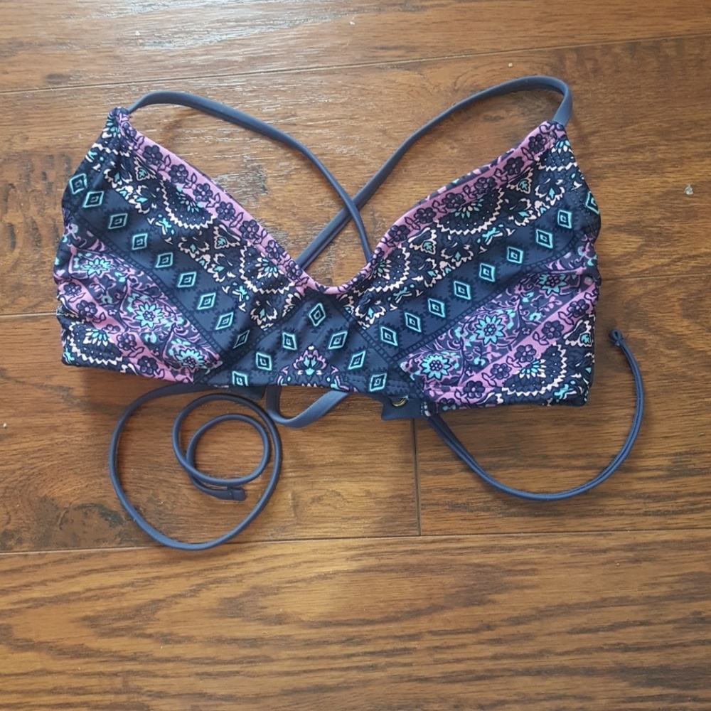Bikini top